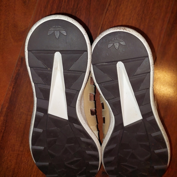 Men's Adidas SL Loop. - Picture 8 of 9